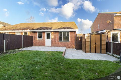 14 Bainards Close, Wymondham, NR18 0TS