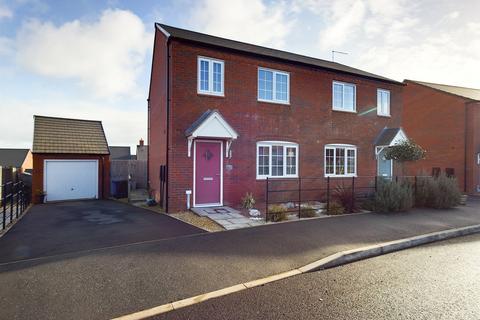 3 bedroom semi-detached house for sale, Ivinson Way, Bramshall Green