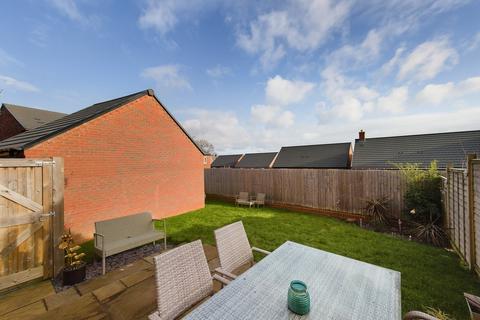 3 bedroom semi-detached house for sale, Ivinson Way, Bramshall Green