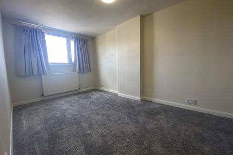 10 Dovefields, Rocester, Uttoxeter, ST14 5LT