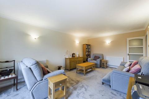 2 bedroom apartment for sale - Belmer Court, Grand Avenue, Worthing BN11 5BS