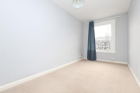 2 bedroom apartment to rent - Evering Road, London