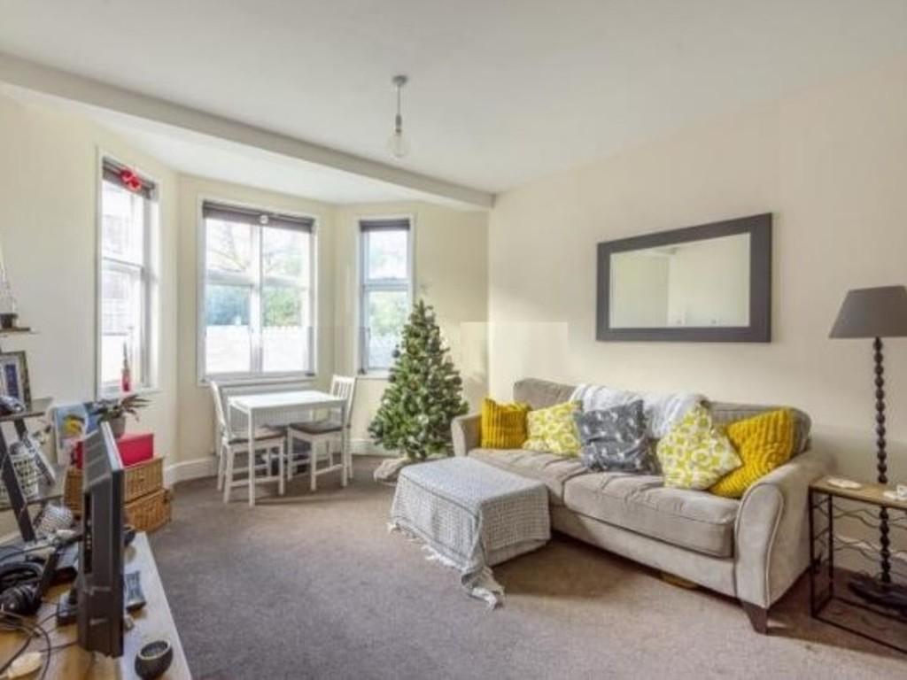 Haslemere Road, Crouch End, London, N8 1 bed apartment £1,700 pcm (£