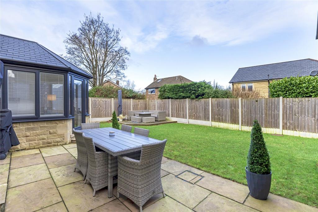 Wentworth Close, Menston, Ilkley, West Yorkshire, LS29 4 bed detached ...