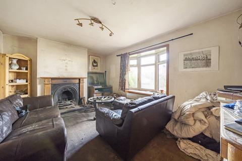 3 bedroom semi-detached house for sale - Claro Road, Harrogate, North Yorkshire, HG1