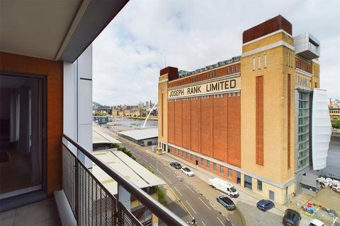 2 bedroom flat for sale, Baltic Quay, Mill Road, Gateshead