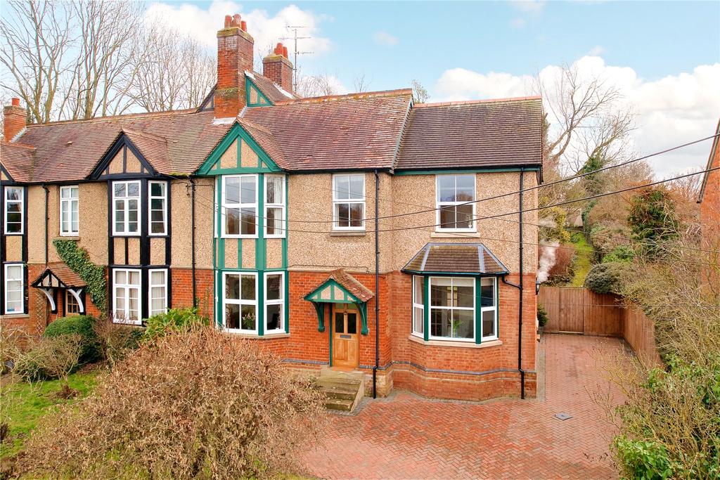 New College, Radclive, Buckingham, Buckinghamshire, MK18 3 bed semi