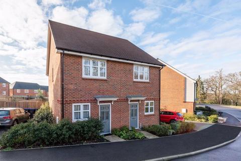 58 Consort Drive, Leatherhead, KT22 0AS