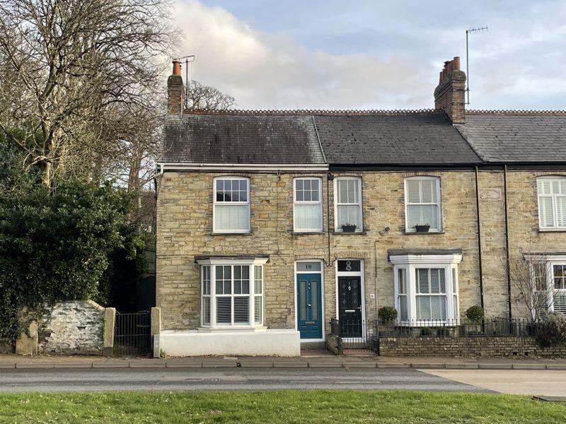 Tregolls Road, Truro 2 bed end of terrace house for sale £295,000