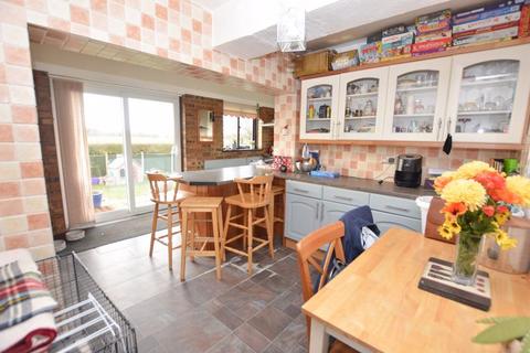 5 bedroom terraced house for sale - Golborne Dale Road, Newton-Le-Willows. WA12 0JD