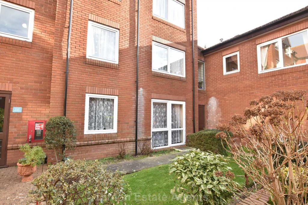 Homefort House, Stoke Road, Gosport 1 bed retirement property £90,000