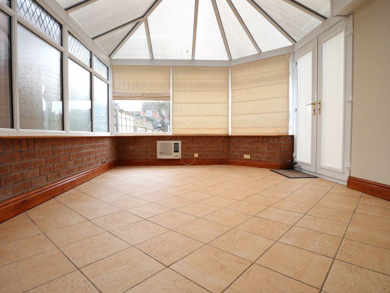 Thirlmere, Macclesfield 3 bed semidetached house £270,000