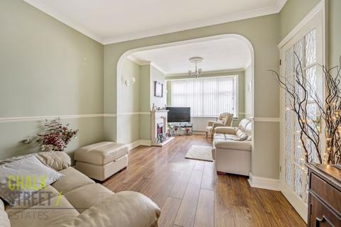 5 Tennyson Way, Hornchurch, RM12 4BU