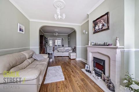 5 Tennyson Way, Hornchurch, RM12 4BU