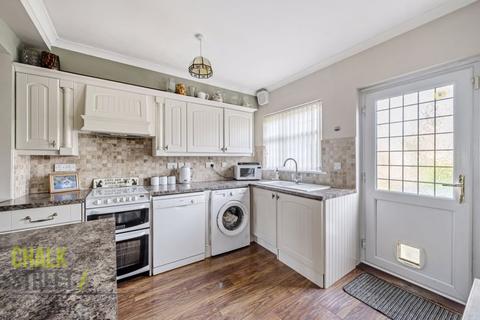 5 Tennyson Way, Hornchurch, RM12 4BU