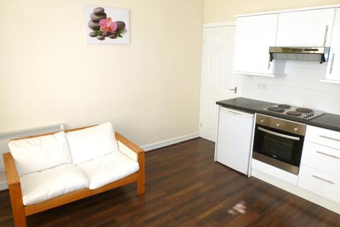 1 bedroom flat to rent - Armley Ridge Road, Leeds LS12