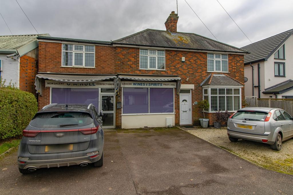 Ratby Lane, Markfield, LE67 3 bed detached house £385,000