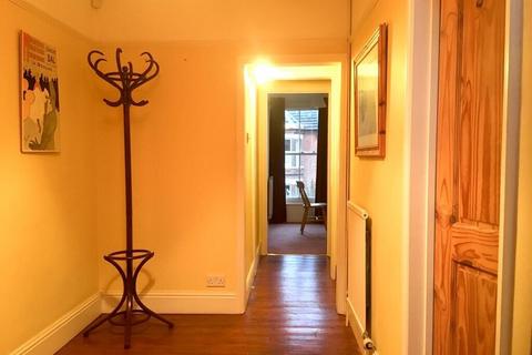 1 bedroom in a house share to rent, Park Lane - UBL