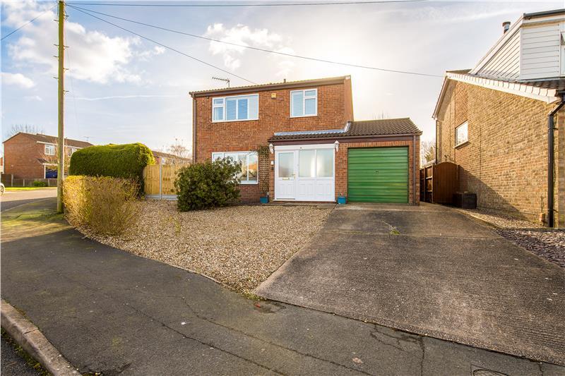 Wentworth Close, Heighington, Lincoln, Lincolnshire, LN4 1SU 3 bed
