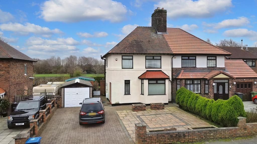 Cuerdley Road Penketh Warrington Wa5 3 Bed Semi Detached House For