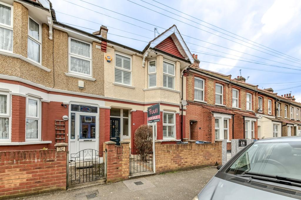 Haslemere Road, Thornton Heath, CR7 3 bed terraced house £450,000