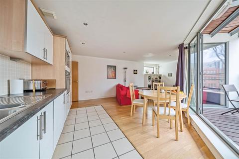 2 bedroom flat for sale - The Bittoms, Kingston Upon Thames