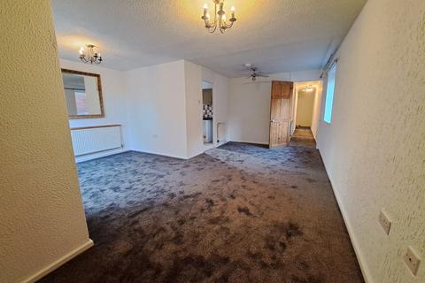 2 bedroom flat to rent, Badgers Bank Road, Sutton Coldfield