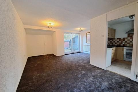 2 bedroom flat to rent, Badgers Bank Road, Sutton Coldfield