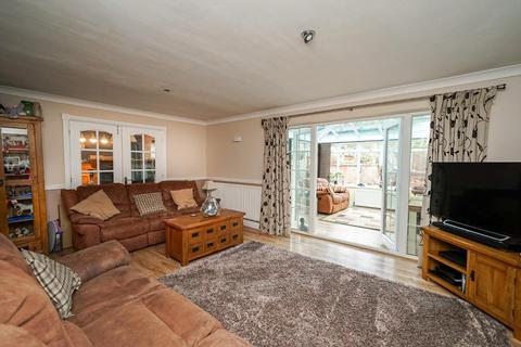 97 Cotefield Drive, Leighton Buzzard, LU7 3DN