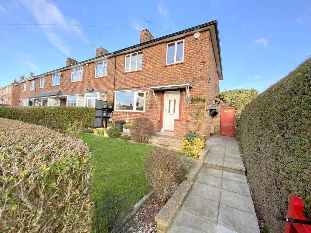 Whitby Drive, Grimsby 3 bed end of terrace house for sale £150,000