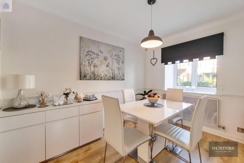 3 Dining Room-0.jpg