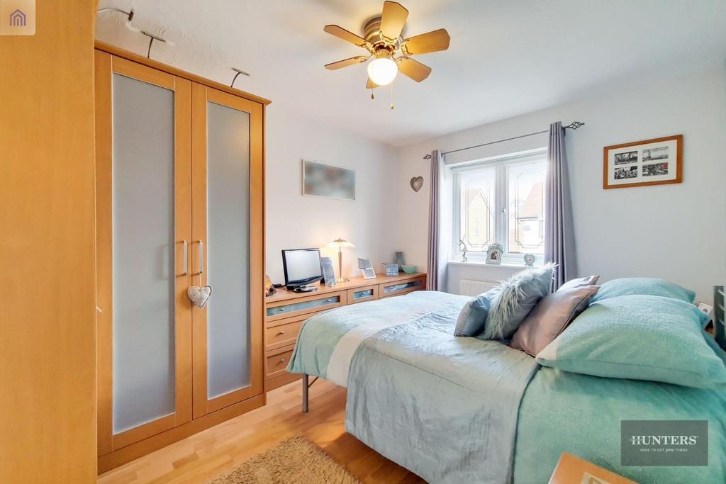 11 Main Bedroom-0.jpg