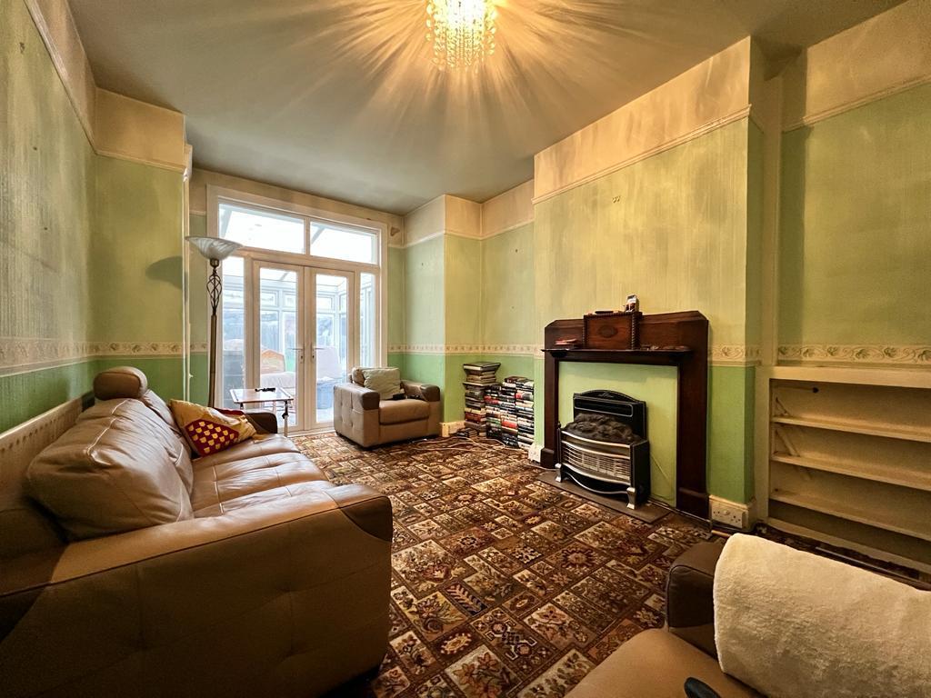 Water Lane, Ilford 3 bed house £550,000