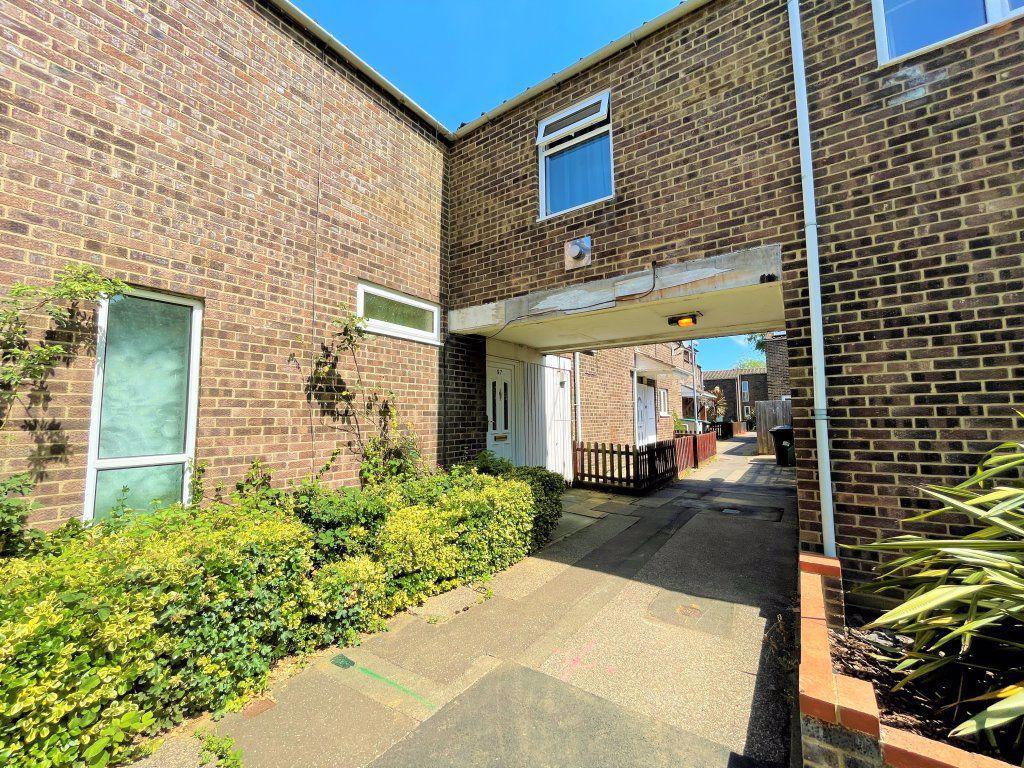 Willonholt, Ravensthorpe, Peterborough 4 bed terraced house £995 pcm