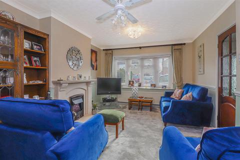 113 Edinburgh Crescent, Waltham Cross, EN8 7QZ