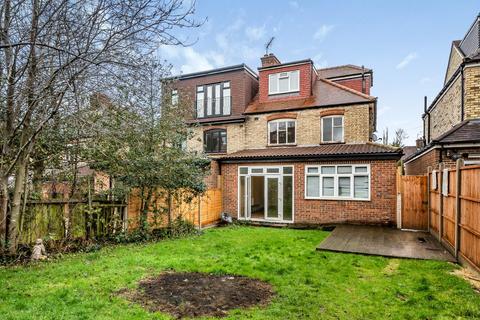 55 Chanctonbury Way, London, N12 7AA