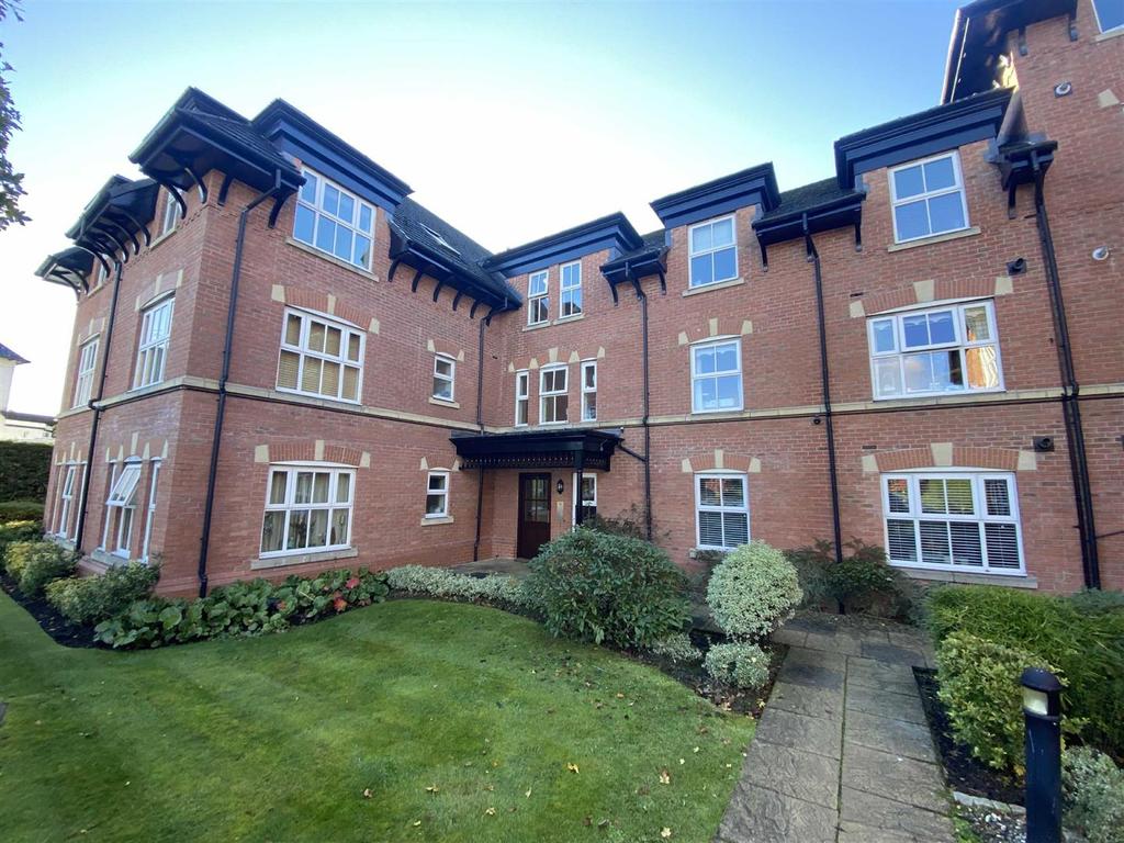 Acresfield Road, Timperley 2 bed apartment £1,150 pcm (£265 pw)