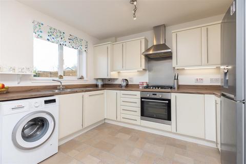 14 William Geddes Place, Blairgowrie, PH10 6FE