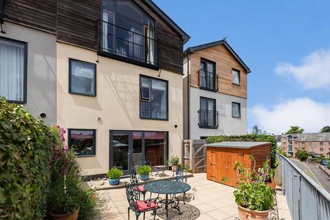 3 Baltic Way, Totnes, TQ9 5WY