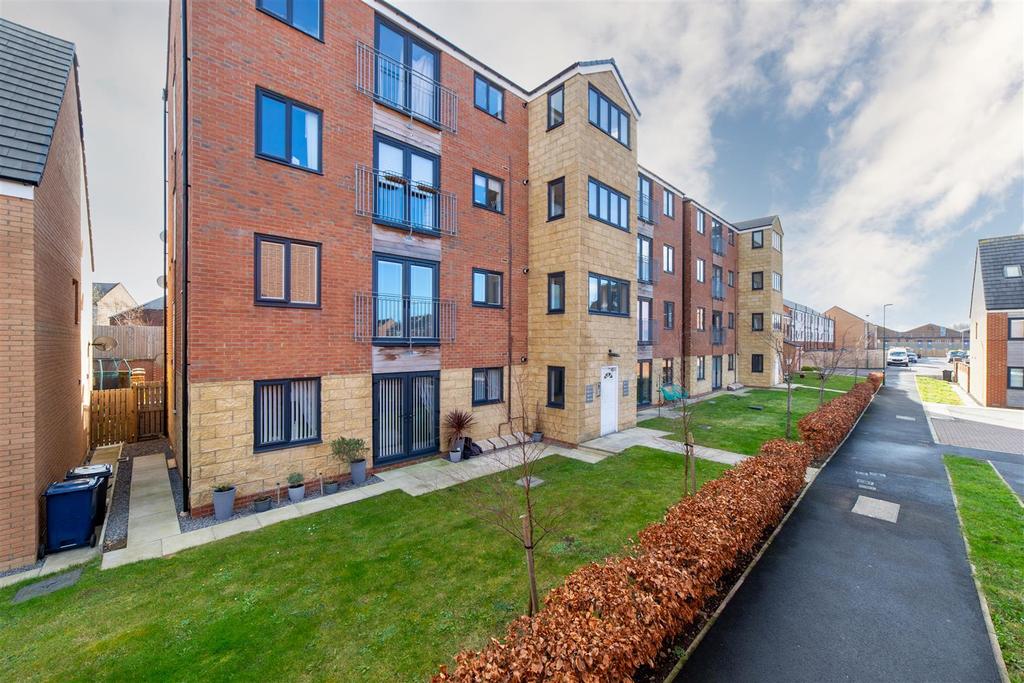 St. Nicholas Way, Hebburn 2 bed flat £600 pcm (£138 pw)