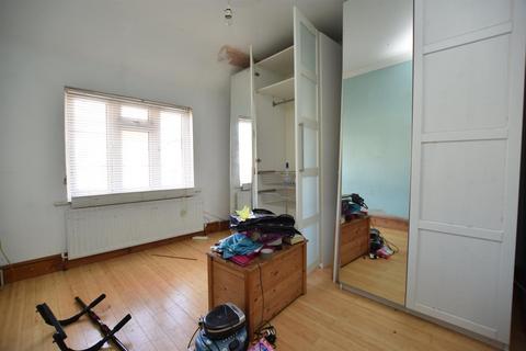 78 Halsbury Road East, Northolt, UB5 4PY