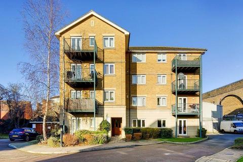 9 Fentiman Way, Harrow, HA2 8FD