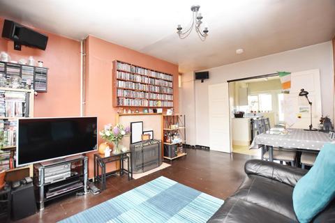 295b Alexandra Avenue, Harrow, HA2 9DX