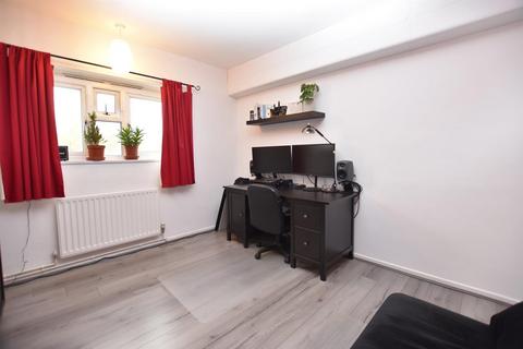 295b Alexandra Avenue, Harrow, HA2 9DX