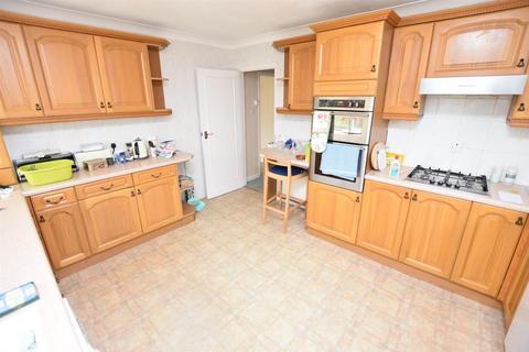 97a Yeading Avenue, Harrow, HA2 9RJ