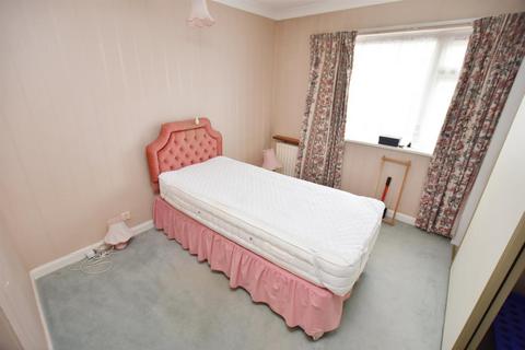97a Yeading Avenue, Harrow, HA2 9RJ