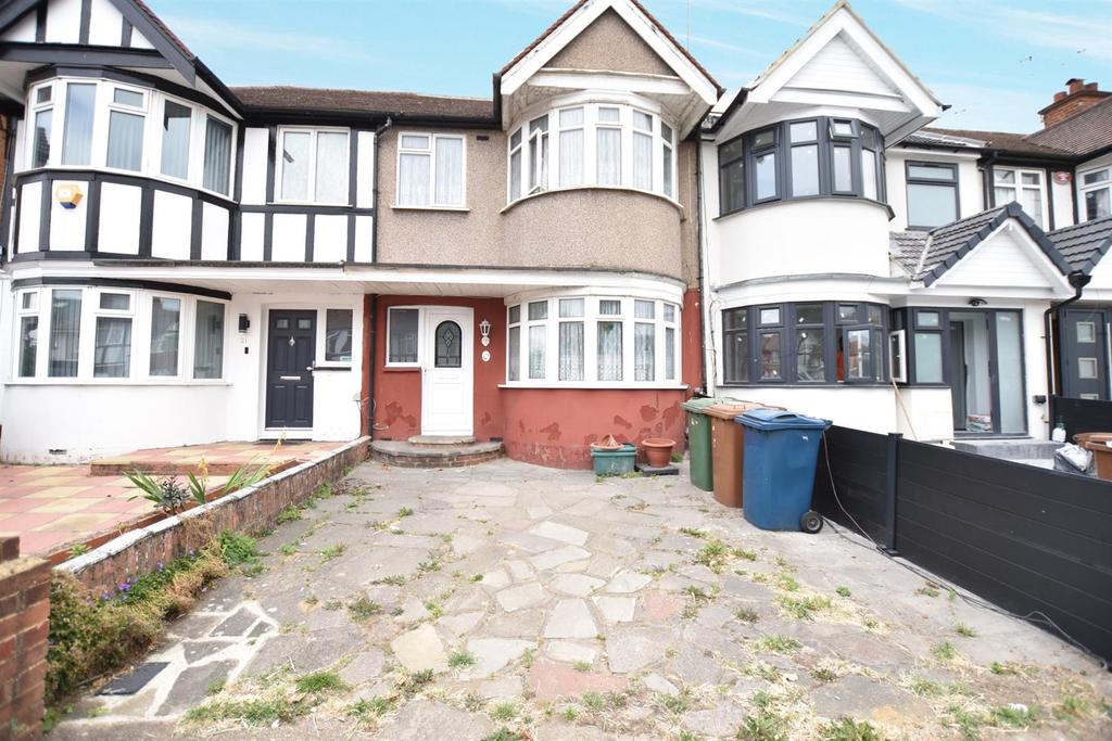 Sandringham Crescent, Harrow, HA2 9BW 3 bed terraced house £520,000