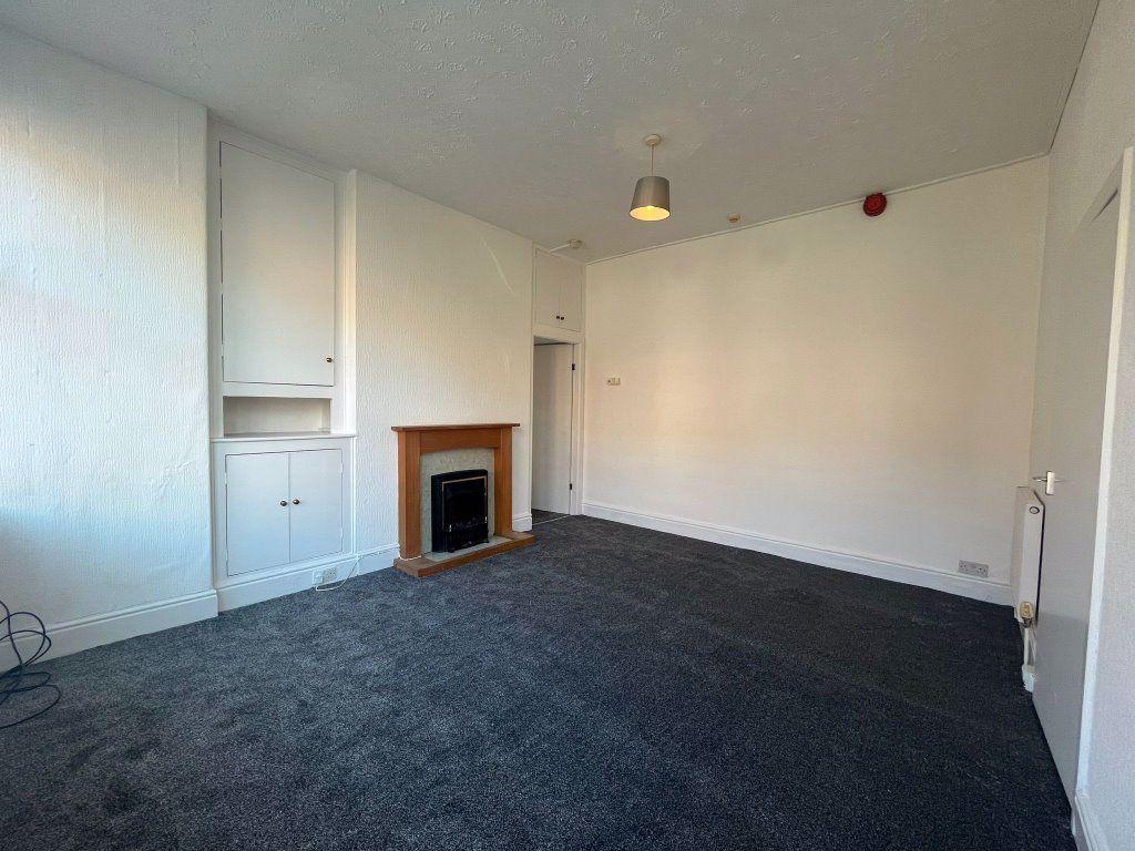 Newton Drive, Blackpool, Lancashire 1 bed flat £434 pcm (£100 pw)