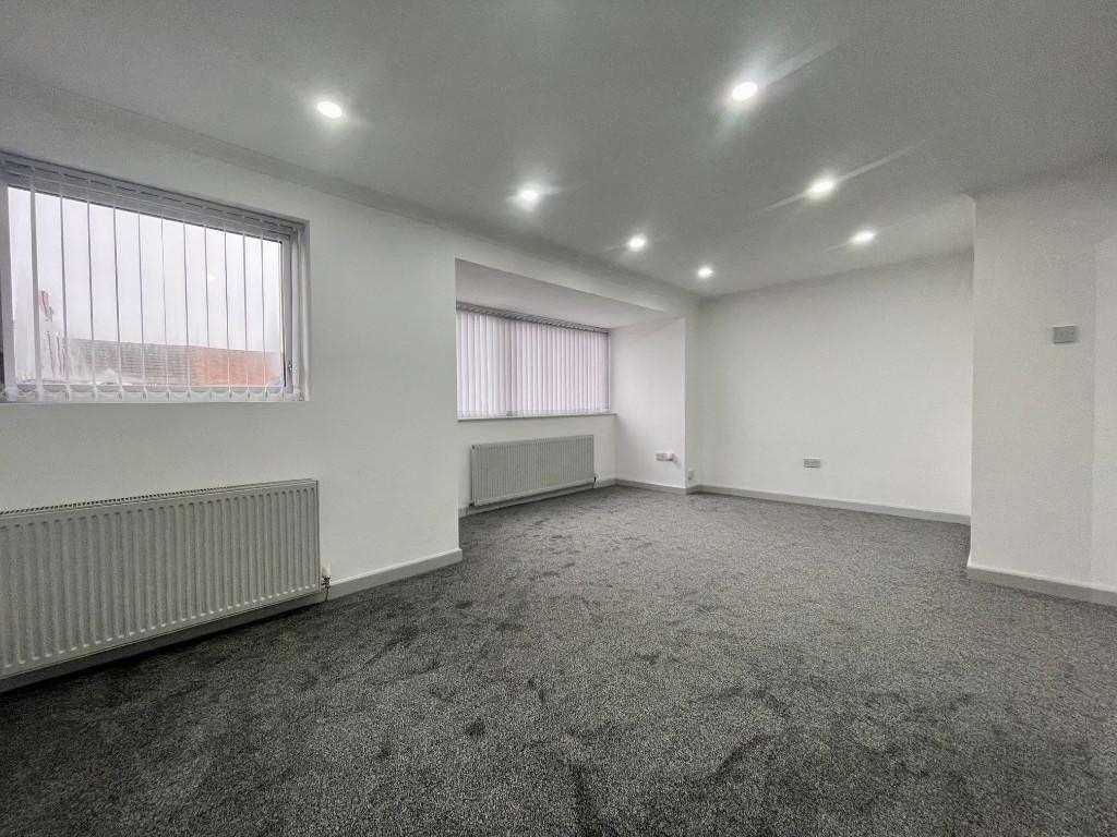 Bispham Road, Blackpool, Lancashire 2 bed flat £600 pcm (£138 pw)