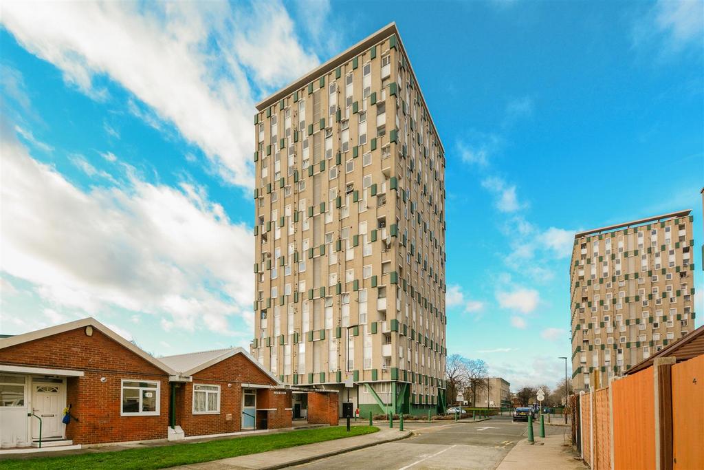 Offenbach House, Mace Street, London, E2 2 bed flat £335,000